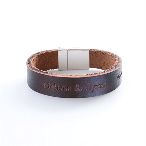 Bracelet en cuir personnalisé monogrammé